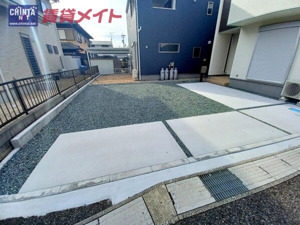 長太ノ浦駅 徒歩4分 1階の物件外観写真